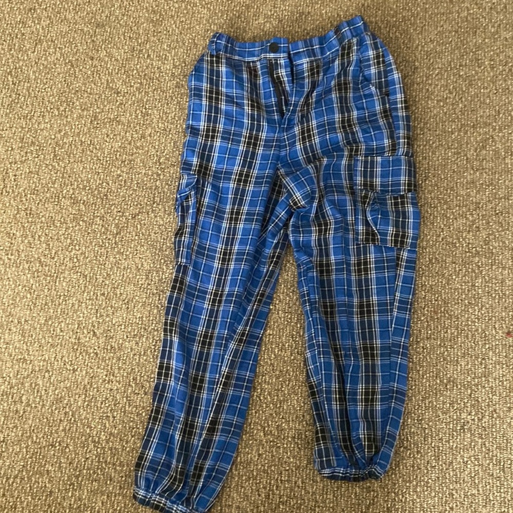 Pants super cute and comfortable